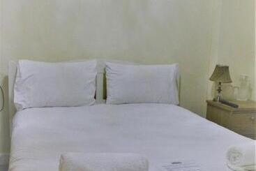 فندق Namaste Palace