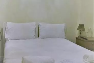 هتل Namaste Palace