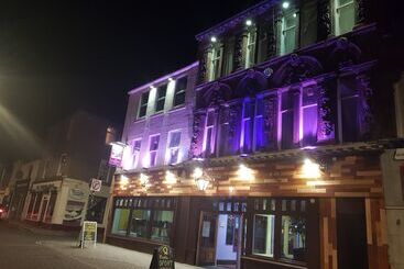 هتل The Queensberry