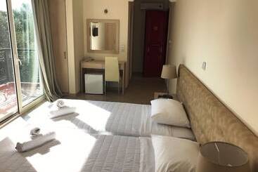 Hotel Ai Helis Resort