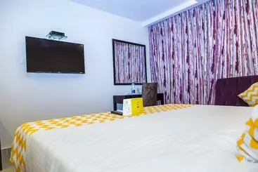 Fabhotel Astra Suites   Hsr Main Road