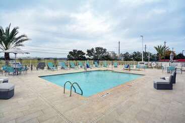 ホテル Hilton Garden Inn Houston Hobby Airport, Tx