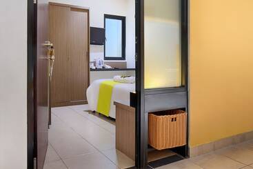 Hotel Literooms Setiabudi Sudirman