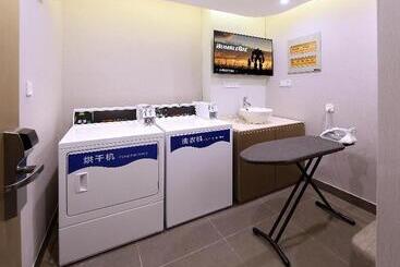 Hotel Holiday Inn Express Xiamen City Center, An Ihg