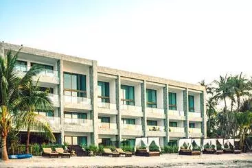 Hotel The Beach Samui