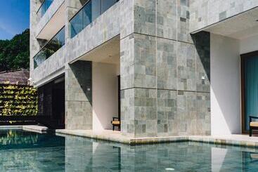 Szálloda The Beach Samui