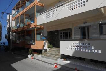 아파트 Aristo Apts