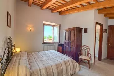 Otel Il Girasole Country House