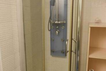 هتل B&b Affittacamere Del Teatro