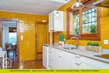 Отель Villa Solhabitat Big Blue