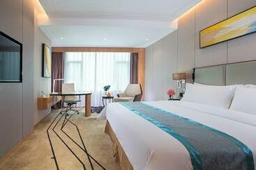 Vienna International Hotel Foshan The World Of Flowers