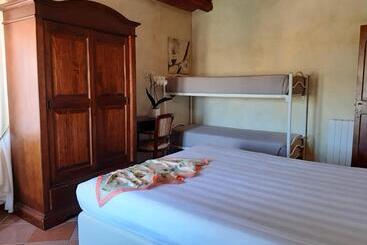 Hotelli Naturaverde Country House