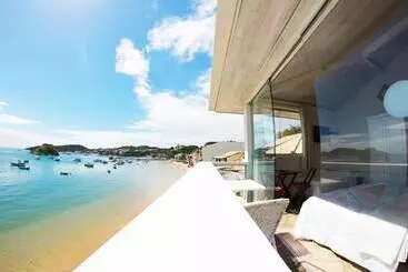 ホテル Bamboo Buzios Hostel