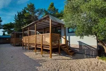 ホテル Croatia Camp Premium