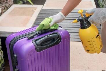 בית מלון כפרי Alam Candi Resort