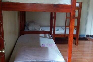 Emok S Guest House Hostel