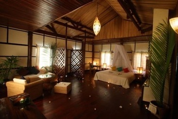 هتل Mrauk U Princess Resort