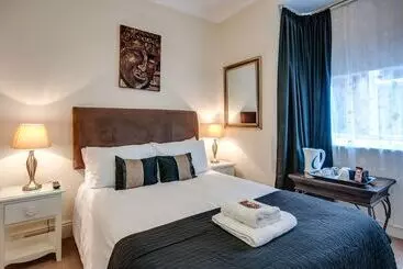 Pension  Arlana Guest House