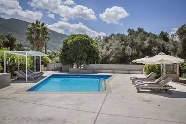 Turistihuoneistot Emily Villas