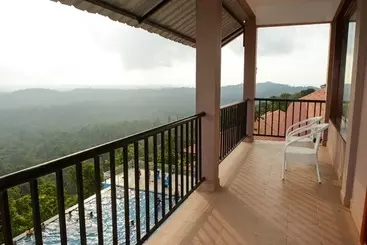 ホテル Coorg Cliffs Resort