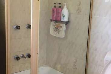 דירות לתיירים Absolute Beachfront Malua Bay