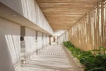 Mana Cumbuco Hotel