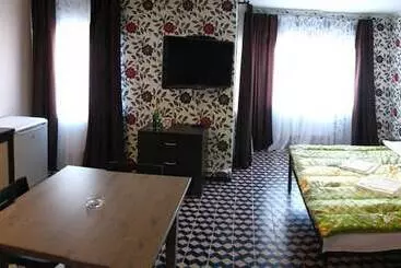 Country Hotel Hvoinyi