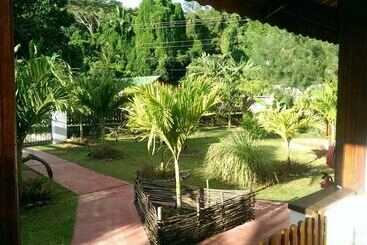 بنسيون Takamaka Green Village