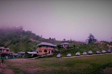 Hotel Genx Great Himalayan Resort