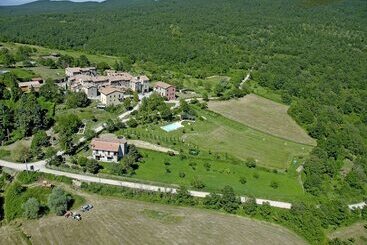 فندق Il Borgo Del Lupo