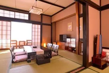 Hotel Kamiyashiki Tairanotakahusa