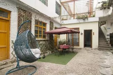 Majatalo Dream Garden Inn