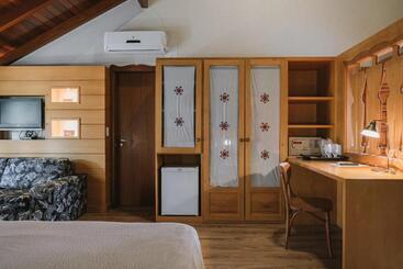 Otel Pousada Castello Benvenutti