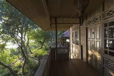 Bed and Breakfast Menjangan Eco Lodge