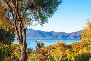 اقامتگاه Domaine Arcobiato