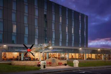 هتل Hampton By Hilton Edinburgh Airport