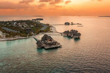 هتل Heritance Aarah Premium All Inclusive 40 Minutes Away From Male By Seaplane