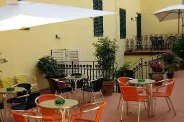 Hotelli Verena Dependance Savoia & Campana