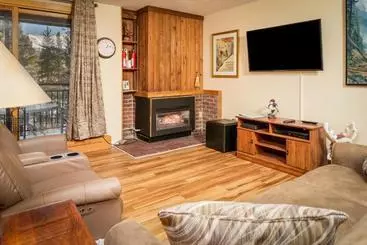 آپارتمان‌های توریست‌ها Two Bedroom 304 At Trails End