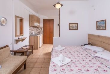 Turistlägenheter Angelika Apartments