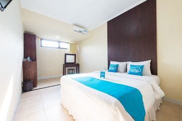 Отель Airy Jimbaran Taman Mulia 8 Bali