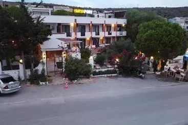 هتل آپارتمان Parva Port