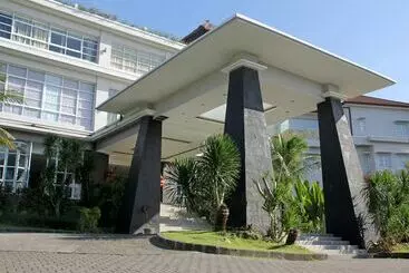 ホテル Reddoorz Near Dreamland Beach Uluwatu