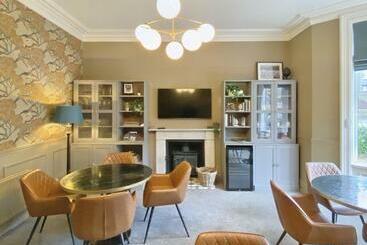 پانسیون Fountains Guest House Harrogate Stays