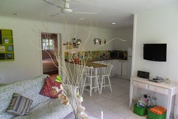 פנסיון Stannards Guest Lodge 4 Star B&b, Knysna