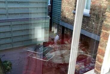 Pensió Dairy Guest House