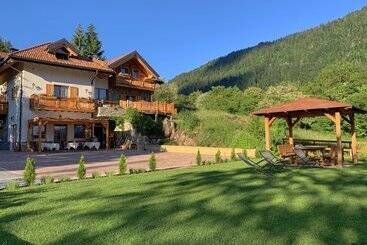 酒店 Agriturismo Ai Castioni