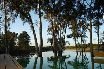 بنسيون Al Natural Posada