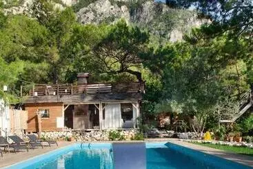 Hostel Chakra Beach Kabak