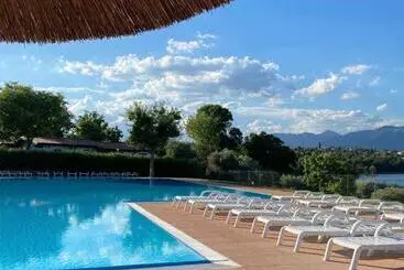 هتل آپارتمان Campeggio Villaggio San Giorgio Vacanze